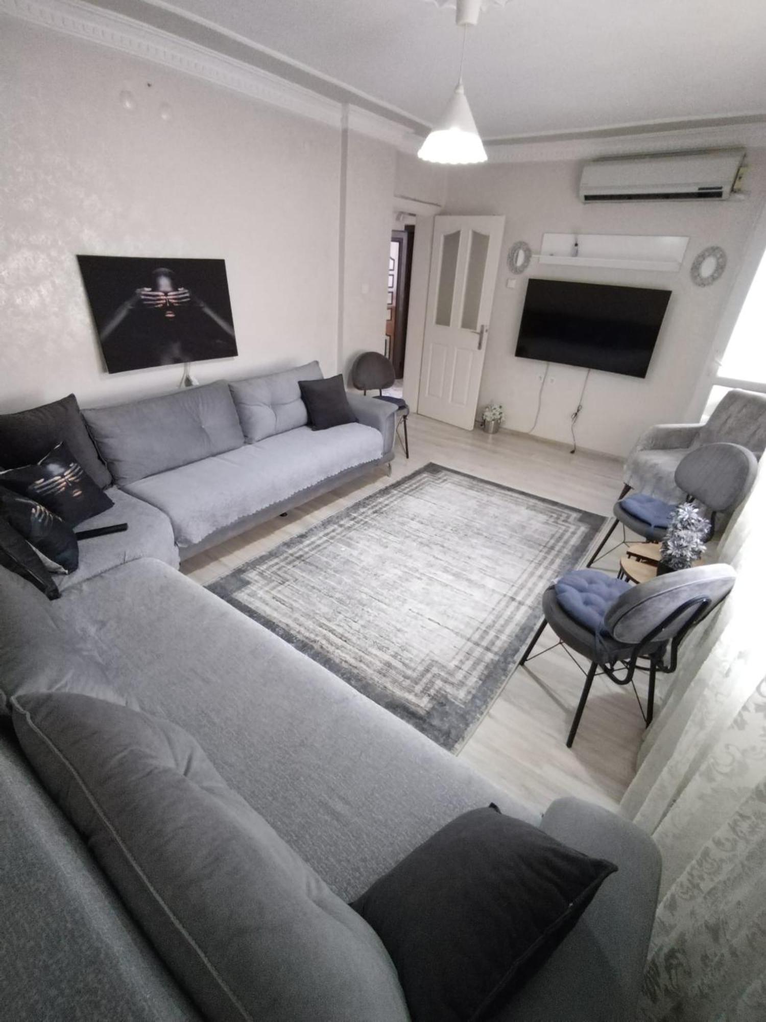 3Ege Ueniversitesine Ve Hastane Ye Cok Yakin Aile Icin Uygun Bornova Экстерьер фото